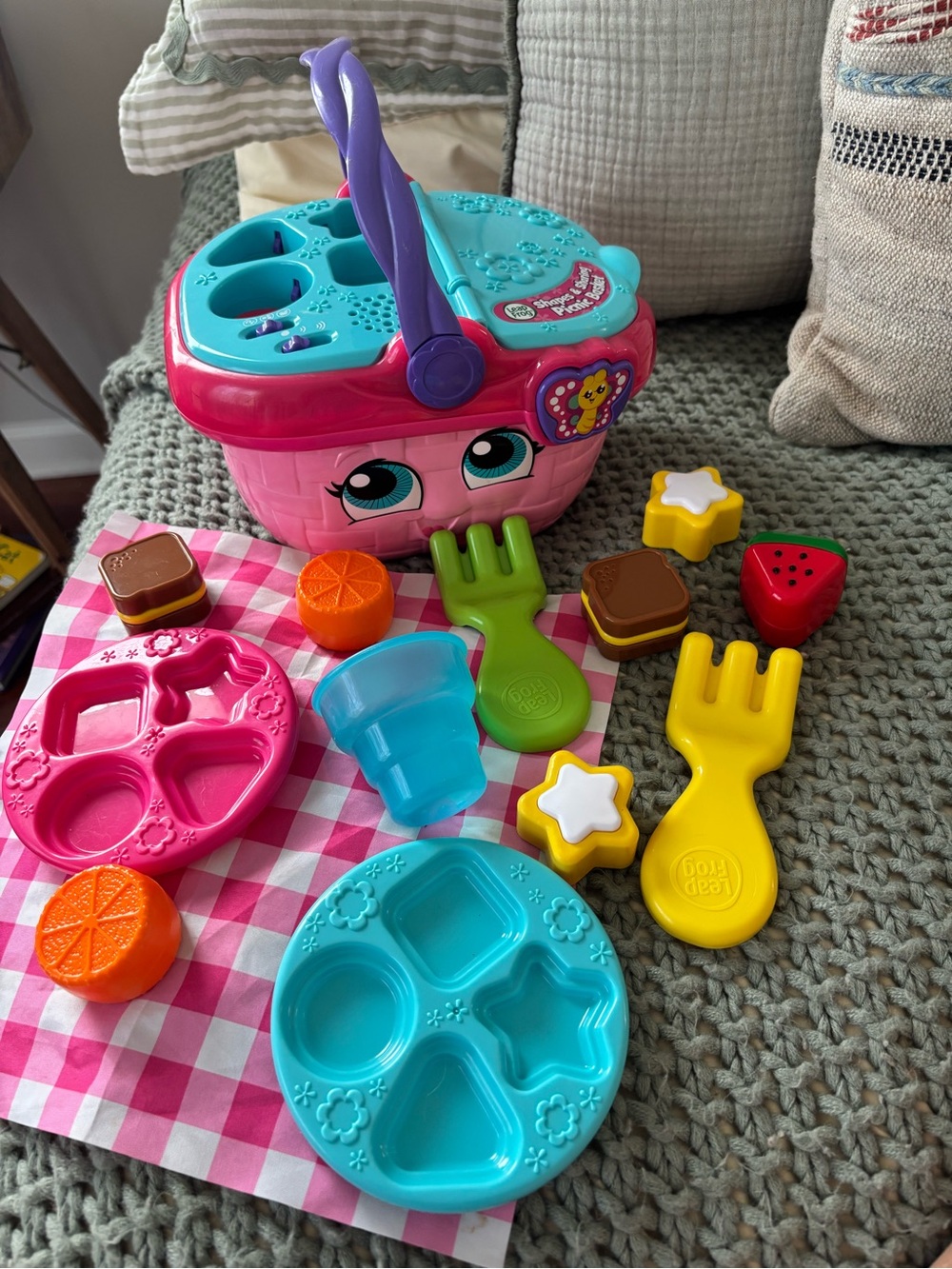 leap frog shapes & sharing picnic basket